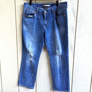 Levi's distressed boyfriend jeans 31